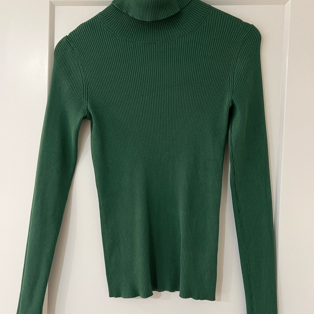 Green Ribbed Turtleneck Sweater